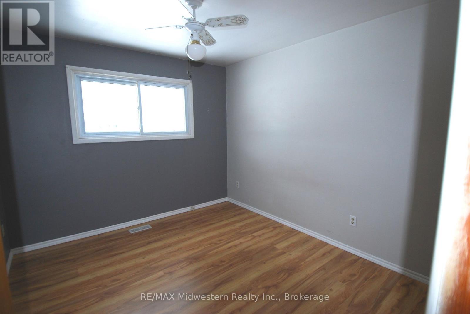 520 Princess Anne Street, Wellington North (Mount Forest), Ontario  N0G 2L3 - Photo 8 - X12610972