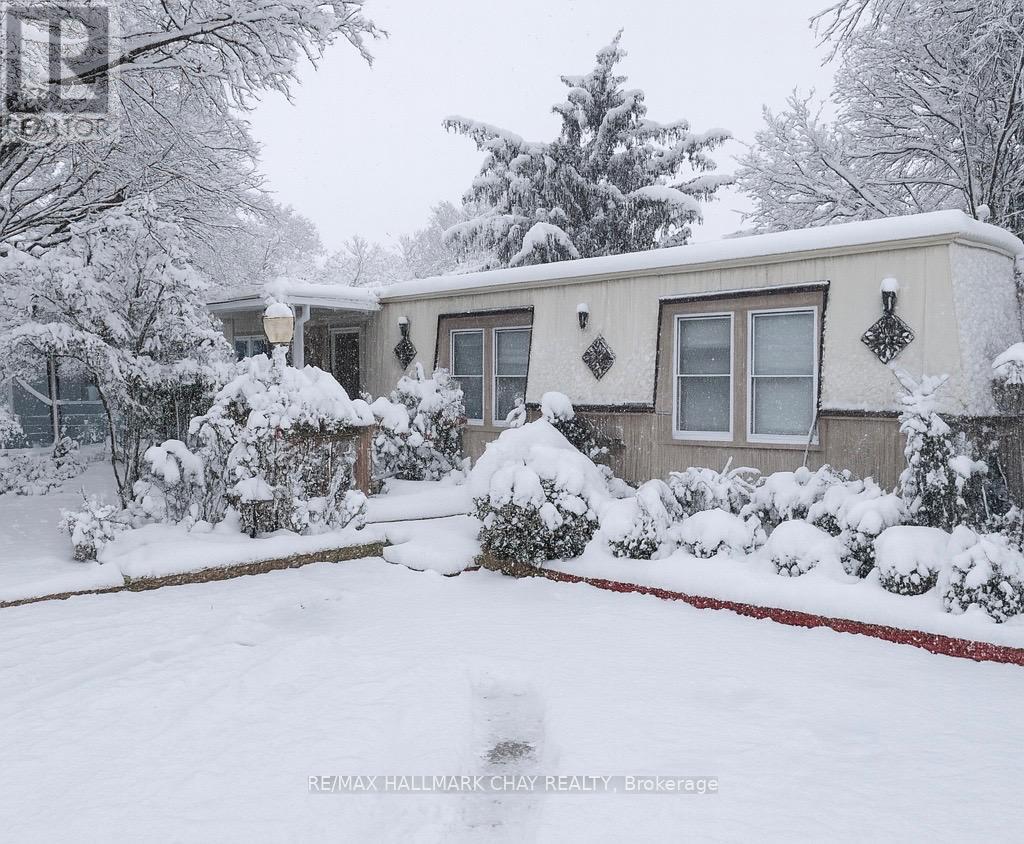 43 LINDEN LANE, Innisfil, Ontario