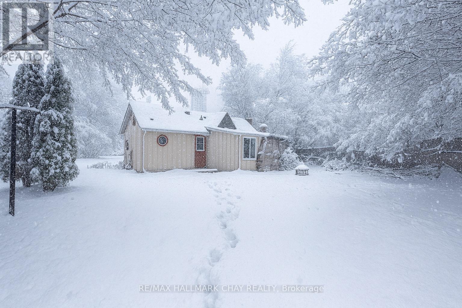 70 HIGH STREET, Barrie, Ontario