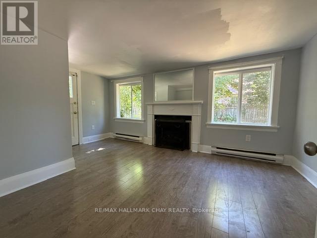 70 High Street, Barrie (Queen's Park), Ontario  L4N 1W4 - Photo 8 - S12366909