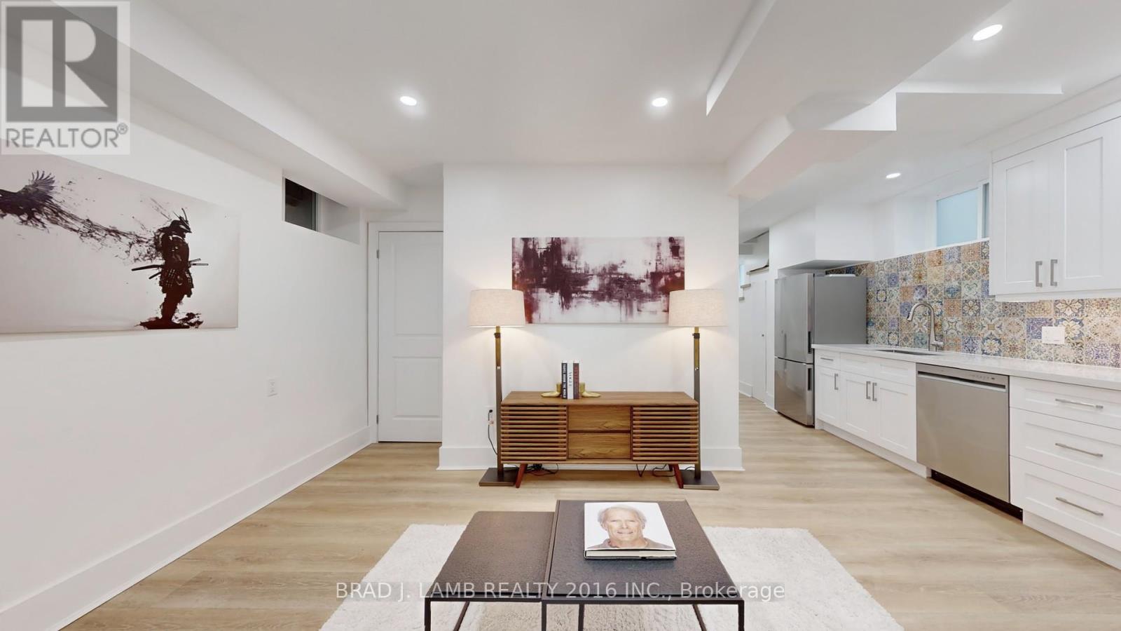 107 Woodbine Avenue, Toronto, Ontario  M4L 3P1 - Photo 13 - E12613770