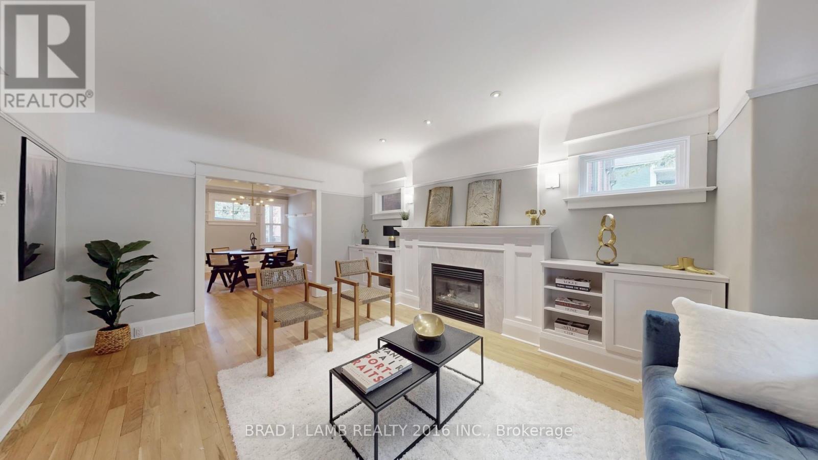 107 Woodbine Avenue, Toronto, Ontario  M4L 3P1 - Photo 2 - E12613770