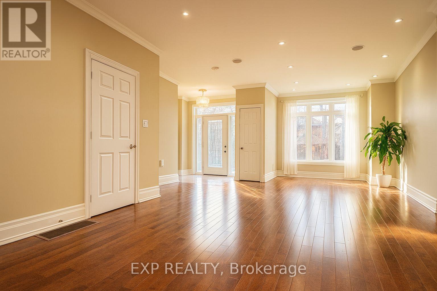 Main - 1291 Pape Avenue, Toronto, Ontario  M4K 3W9 - Photo 5 - E12613774