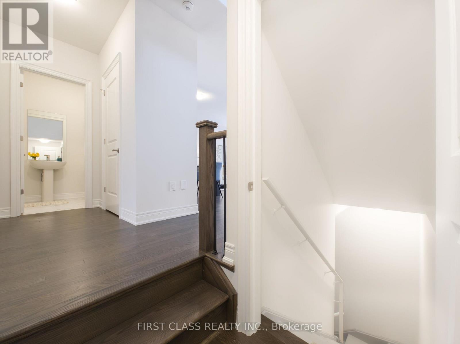 21 Albert Newell Drive, Markham, Ontario  L6B 1R8 - Photo 11 - N12613738