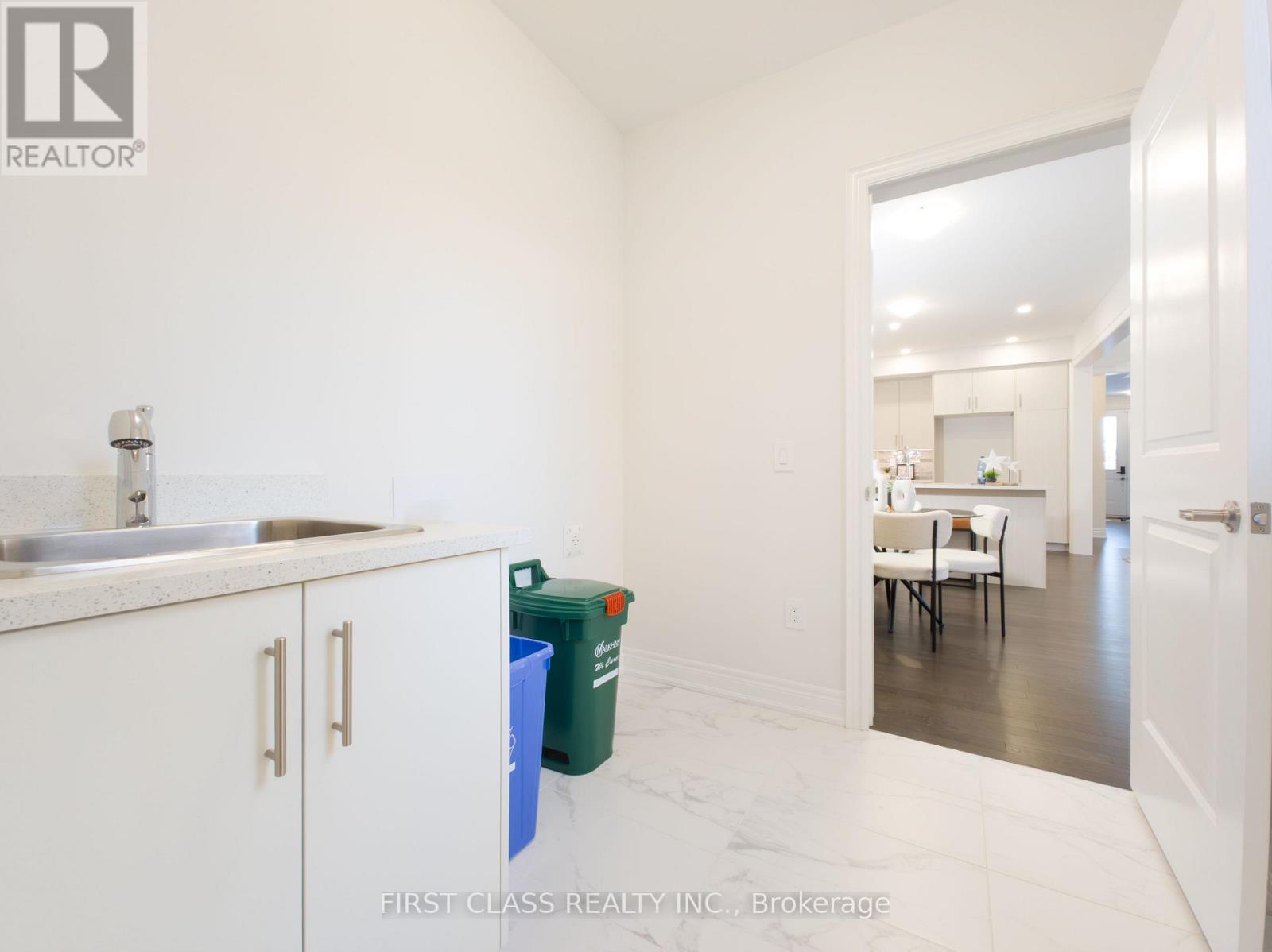 21 Albert Newell Drive, Markham, Ontario  L6B 1R8 - Photo 31 - N12613738