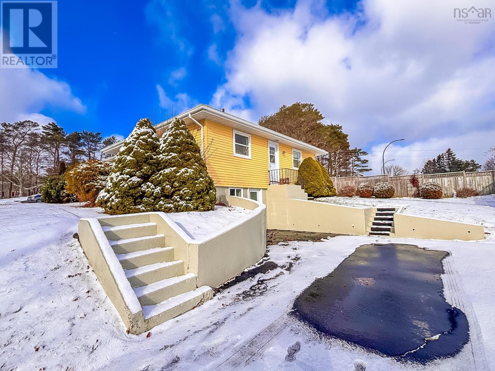 266 Green Street, Lunenburg, Nova Scotia  B0J 2C0 - Photo 7 - 202514060