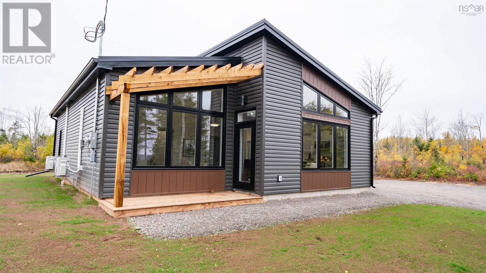 72 Chisholm Road, Onslow Mountain, Nova Scotia  B6L 6B5 - Photo 2 - 202526482