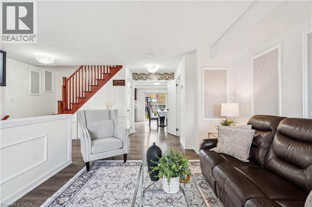 12 Crafter Crescent, Stoney Creek, Ontario L8J 0H6 - Photo 10 - 40789031