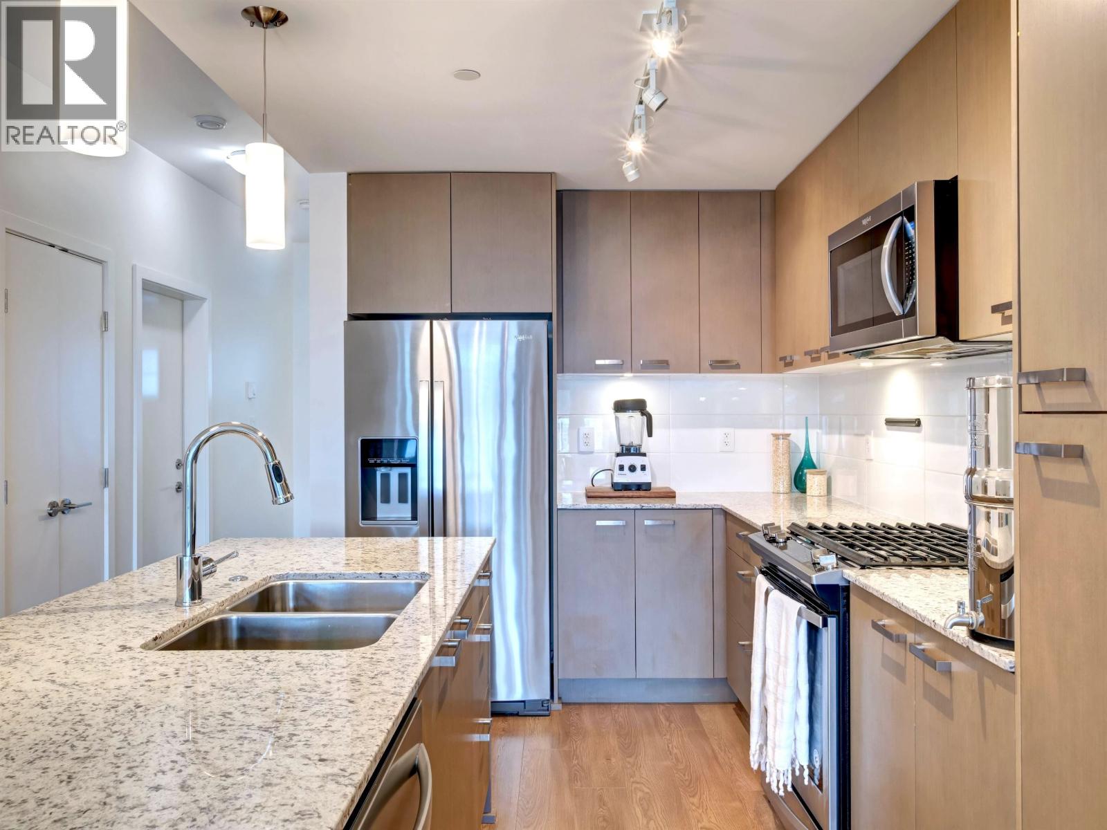 5917 Beachgate Lane, Sechelt, British Columbia  V7Z 0S3 - Photo 7 - R3065484