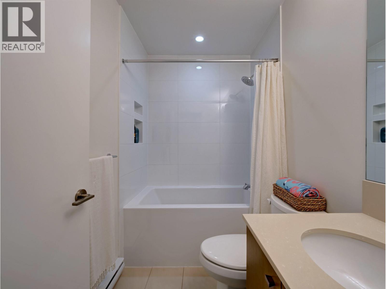 5917 Beachgate Lane, Sechelt, British Columbia  V7Z 0S3 - Photo 21 - R3065484