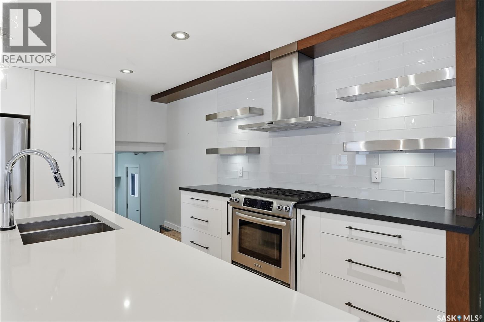 901 6th Street E, Saskatoon, Saskatchewan  S7H 1C8 - Photo 11 - SK025350