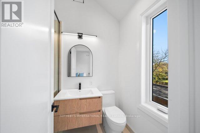 118 Warwood Road, Toronto, Ontario  M9B 5B7 - Photo 29 - W12613704