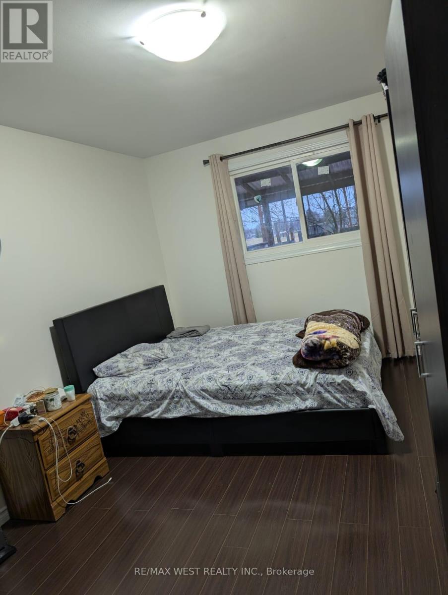 Upper Floor - 44 Fallway Road, Brampton, Ontario  L6V 3H2 - Photo 6 - W12613716