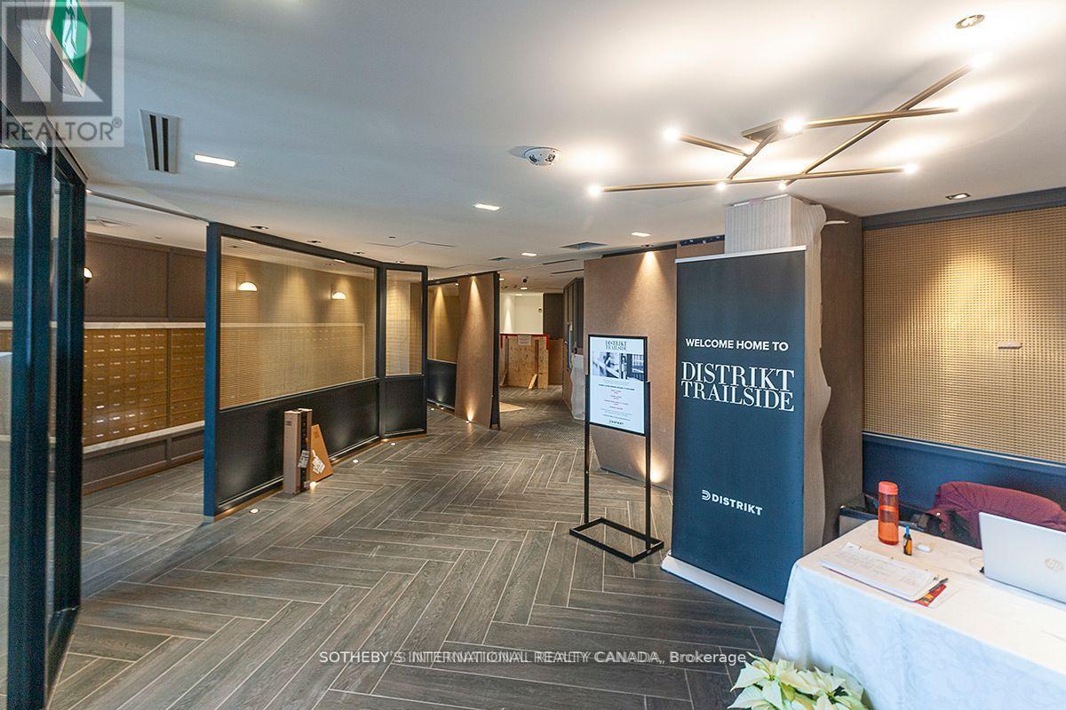 413 - 405 Dundas Street W, Oakville, Ontario  L6M 5P9 - Photo 3 - W12613730