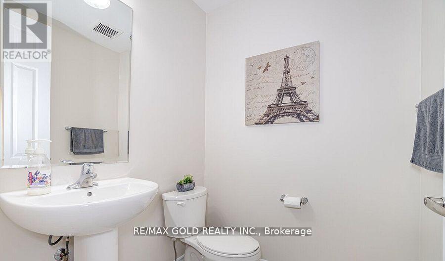 47 Stedford Crescent, Brampton, Ontario  L7A 4P5 - Photo 12 - W12613732