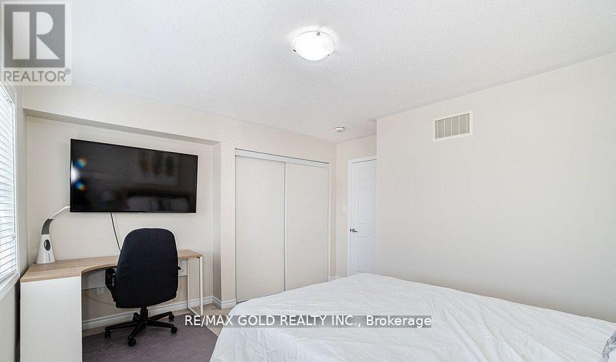 47 Stedford Crescent, Brampton, Ontario  L7A 4P5 - Photo 22 - W12613732