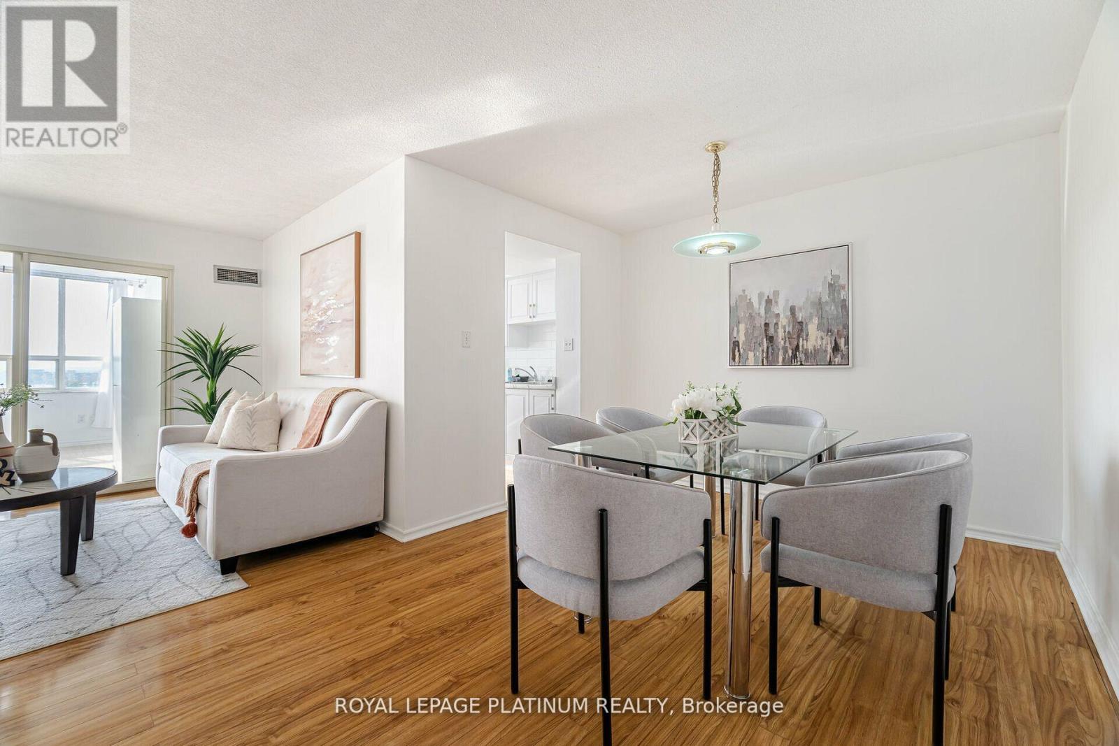 1005 - 30 Malta Avenue, Brampton, Ontario  L6Y 4S5 - Photo 4 - W12613736