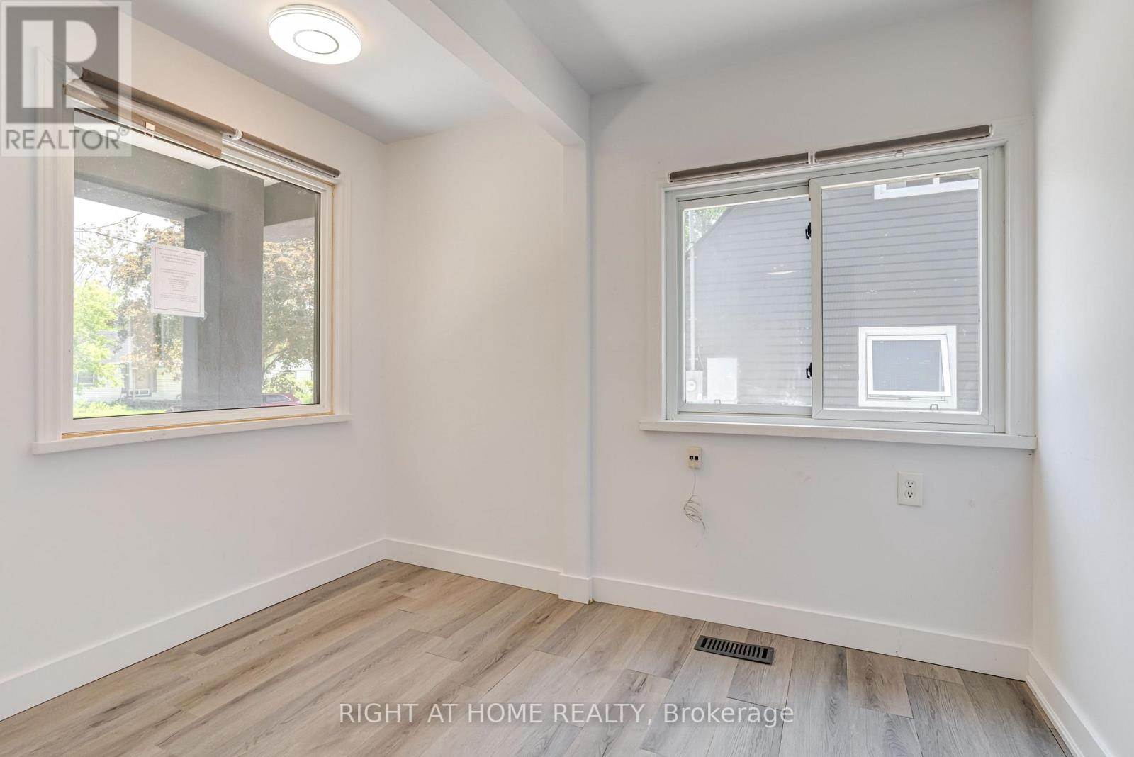 9 Belfast Court, St. Catharines, Ontario  L2R 1P3 - Photo 5 - X12613718