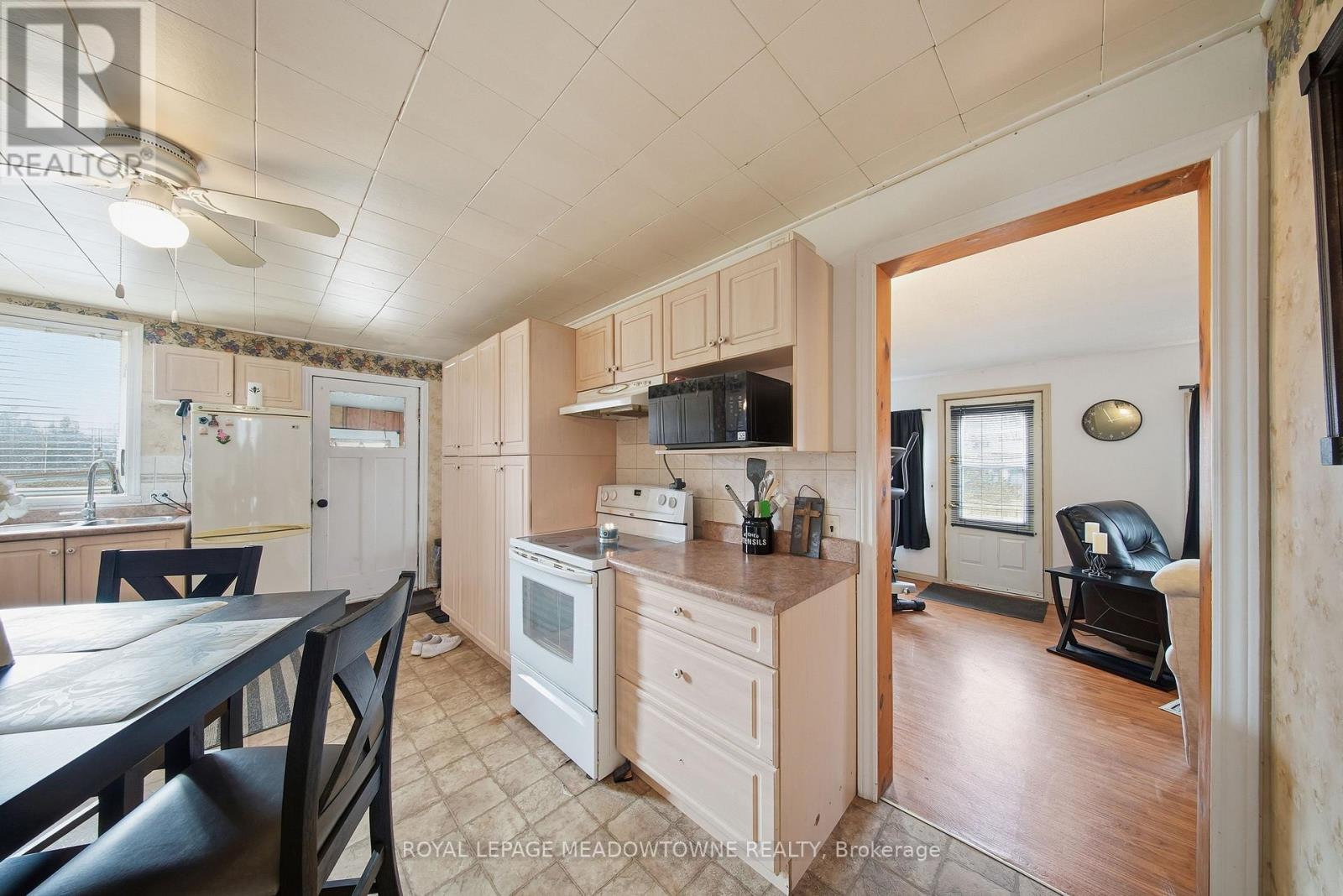 5403a Highway 124 Highway, Magnetawan, Ontario  P0A 1P0 - Photo 27 - X12613724