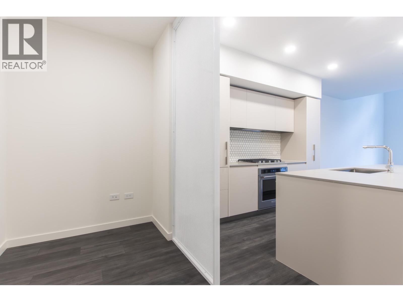 606 1504 Scott Cres, Squamish, British Columbia V0N 3G0 - Photo 2 - R3072793