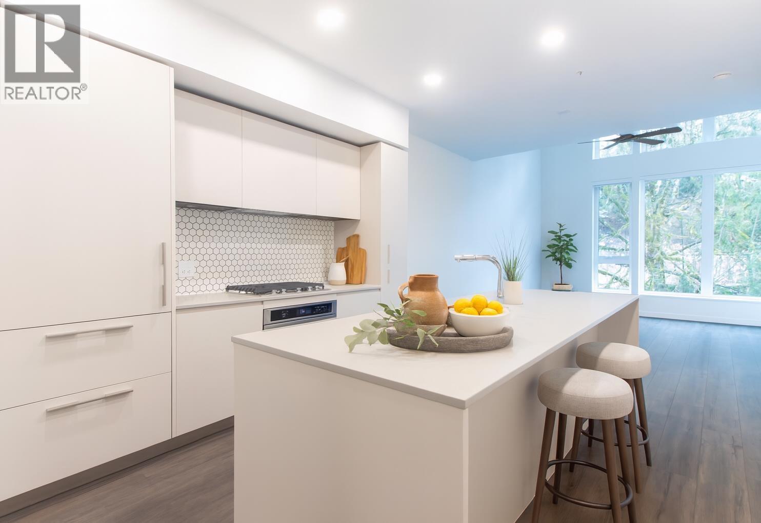 606 1504 SCOTT CRES, Squamish, British Columbia