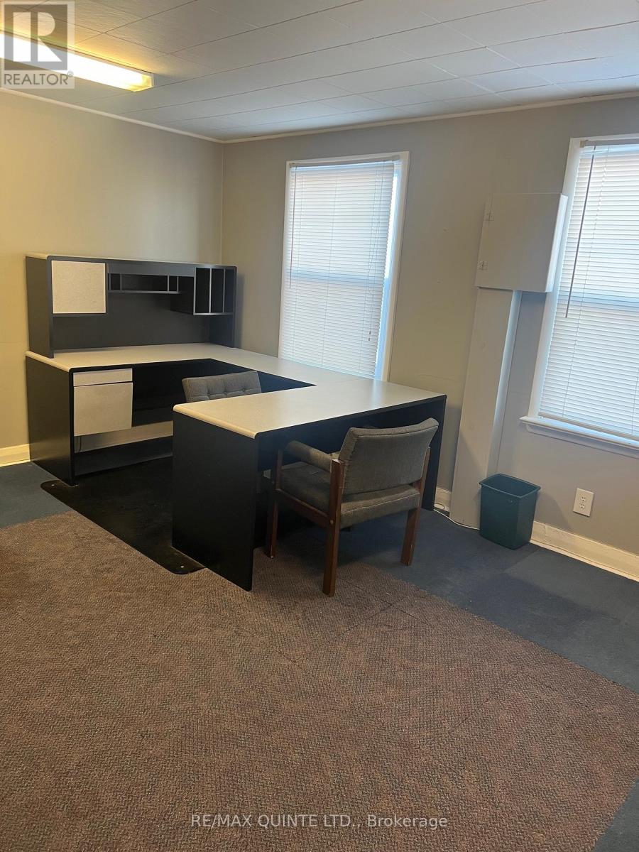 4 - 74 Dundas Street, Quinte West, Ontario  K8V 3P3 - Photo 4 - X12613790