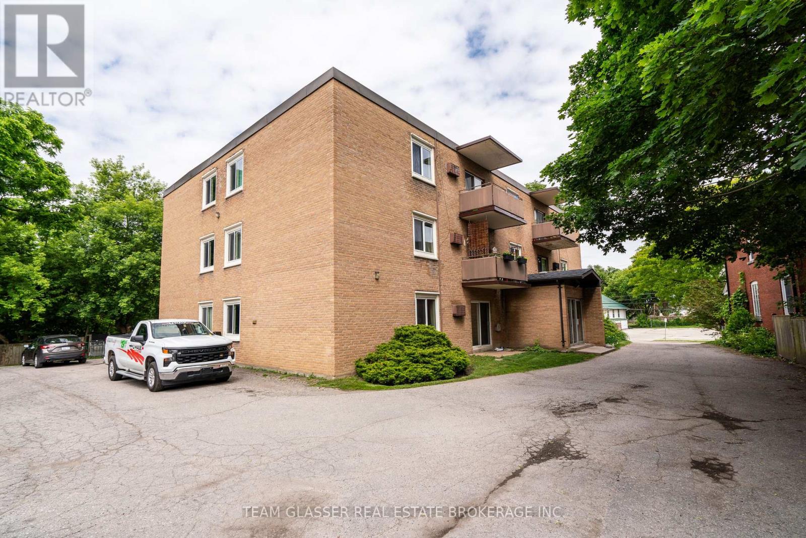 301 - 52 Hiawatha Street, St. Thomas, Ontario  N5P 2T4 - Photo 5 - X12613788