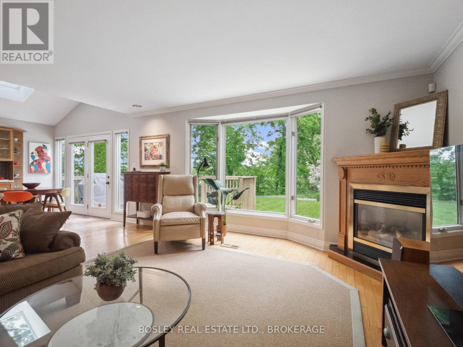 48 Henley Drive, St. Catharines, Ontario  L2N 4A9 - Photo 5 - X12440411