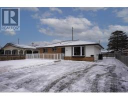 205 WINDEMERE AVE N, THUNDER BAY, Ontario