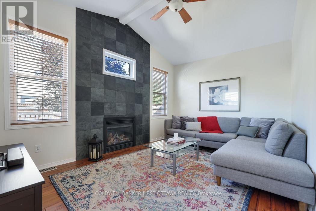 104 Streamside Crescent, Ottawa, Ontario  K2W 0A9 - Photo 19 - X12613794