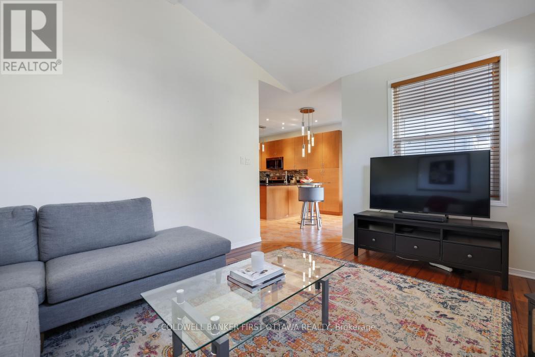 104 Streamside Crescent, Ottawa, Ontario  K2W 0A9 - Photo 20 - X12613794