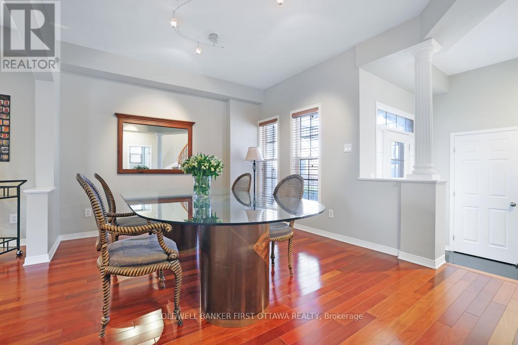 104 Streamside Crescent, Ottawa, Ontario  K2W 0A9 - Photo 8 - X12613794