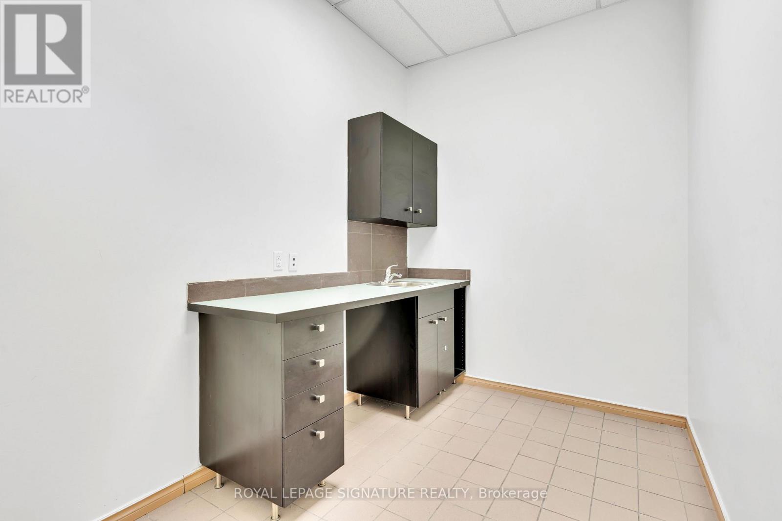 4 - 3155 Eglinton Avenue E, Toronto, Ontario  M1J 2G2 - Photo 10 - E12612152