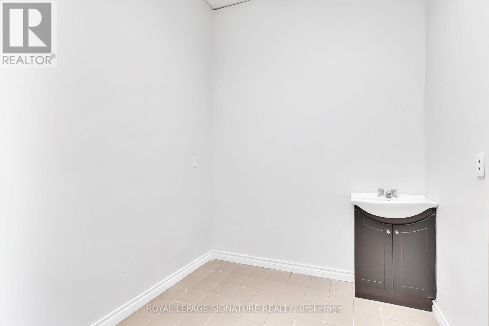 4 - 3155 Eglinton Avenue E, Toronto, Ontario  M1J 2G2 - Photo 8 - E12612152