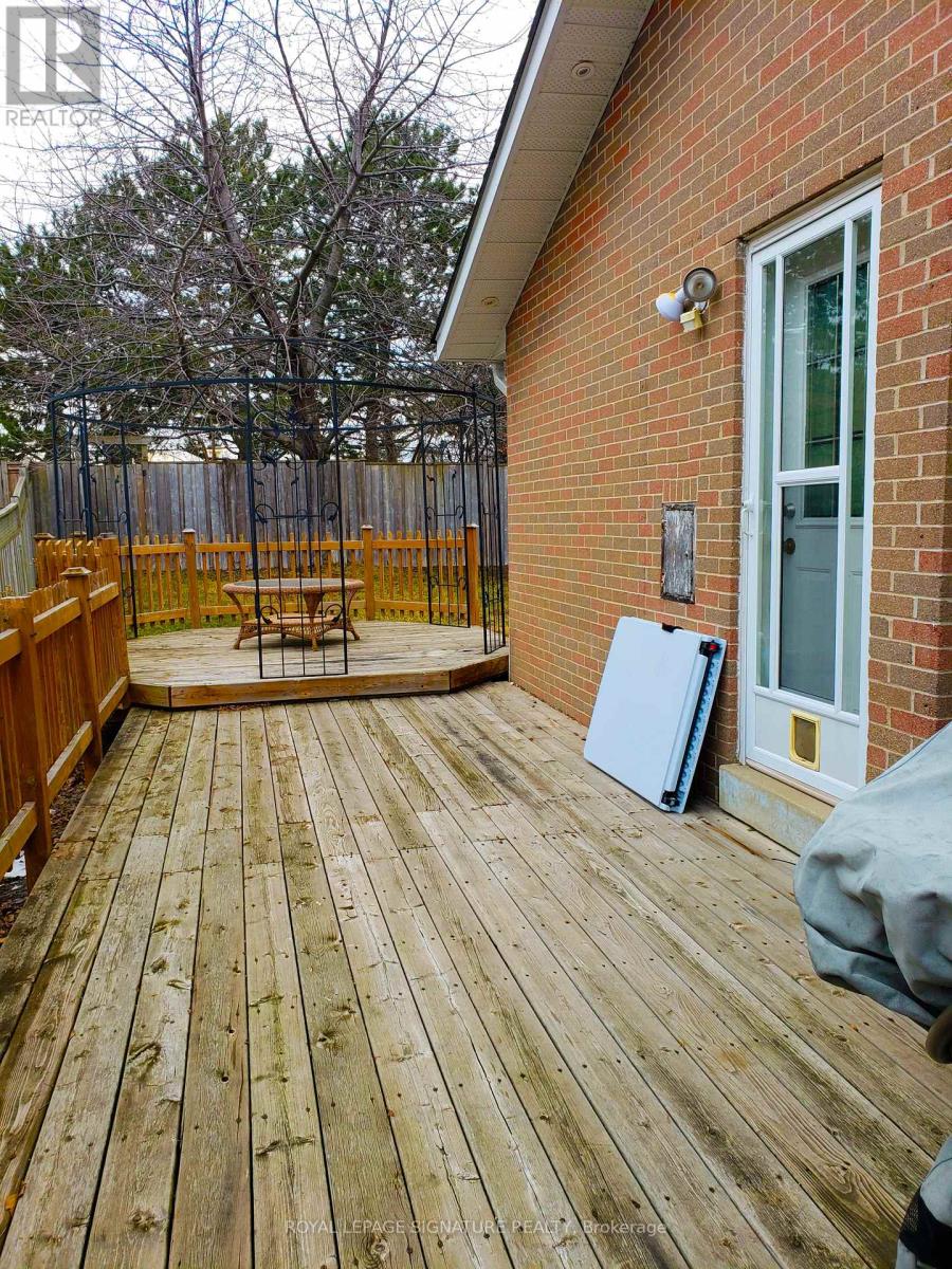 Bsmt - 2015 Fontwell Crescent, Mississauga (Clarkson), Ontario  L5J 2G6 - Photo 10 - W12613416