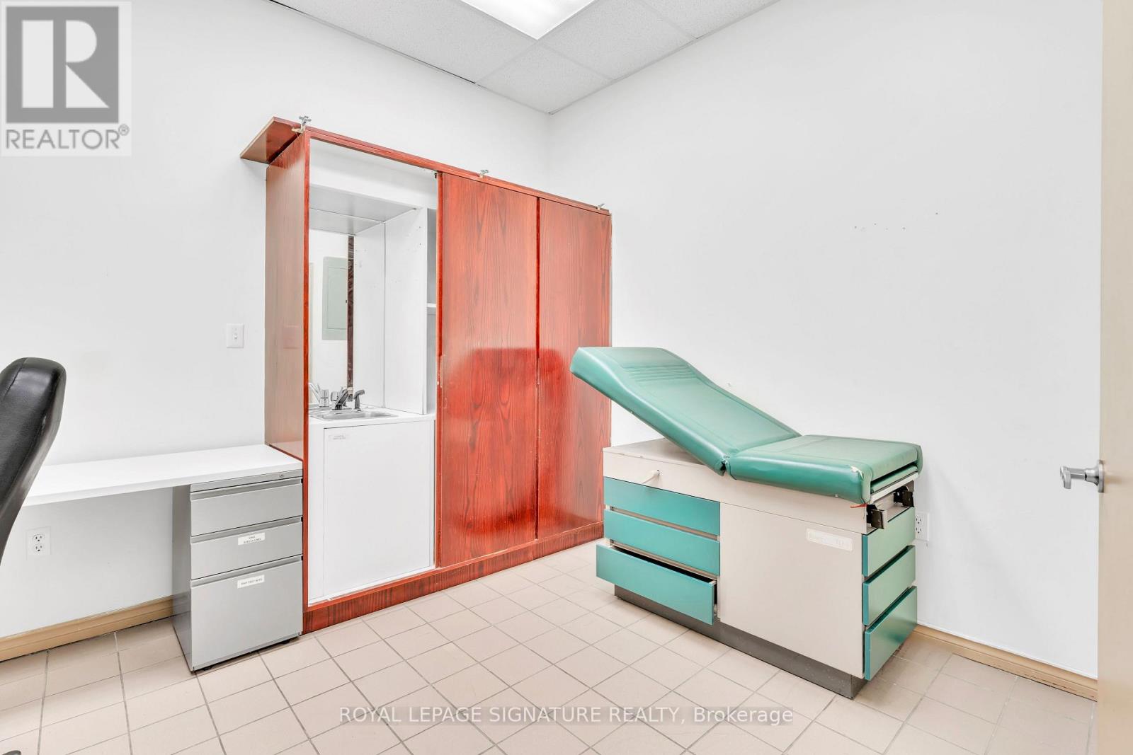 4 - 3155 Eglinton Avenue E, Toronto, Ontario  M1J 2G2 - Photo 5 - E12612152