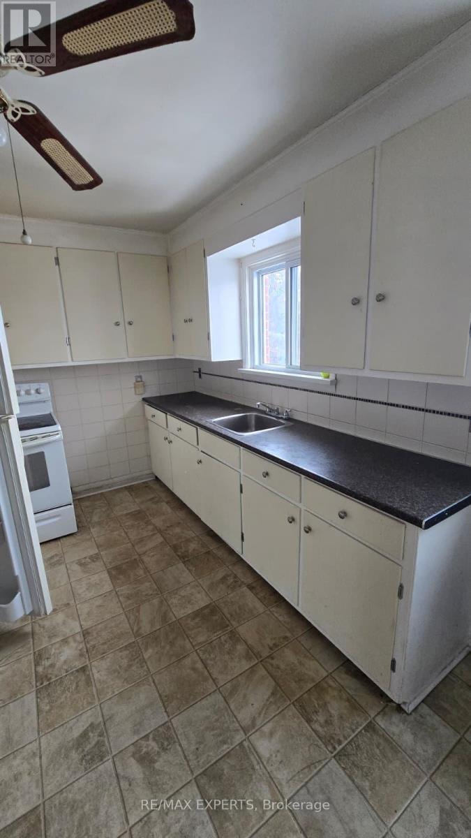 5 - 63 Donald Street, Belleville, Ontario  K8P 2J2 - Photo 7 - X12600592