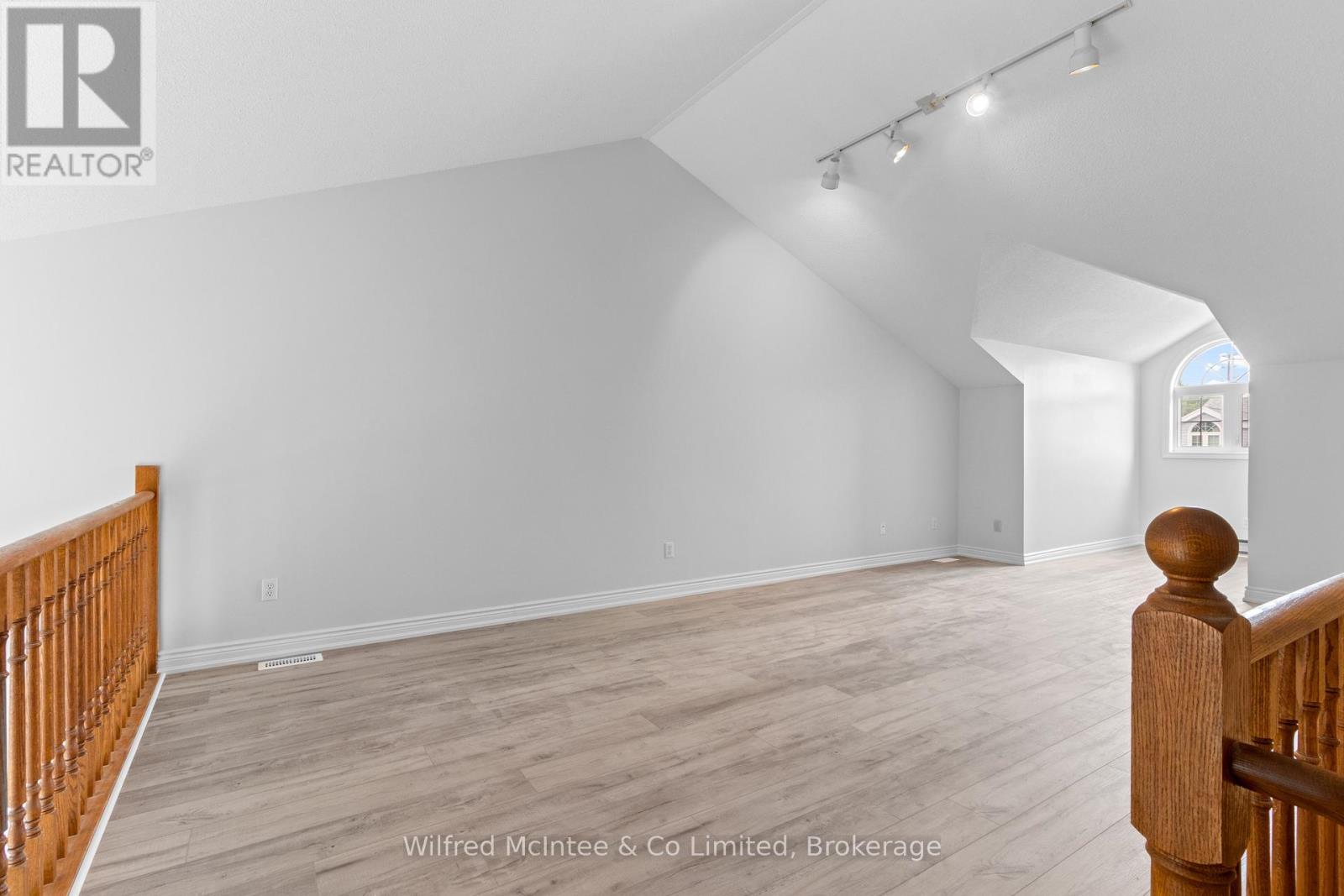 9 - 834 Arlington Street, Saugeen Shores, Ontario  N0H 2C4 - Photo 8 - X12613878