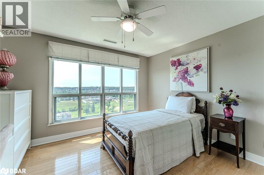 2 Toronto Street Unit# Ph2/3, Barrie, Ontario  L4N 9R2 - Photo 13 - 40779949