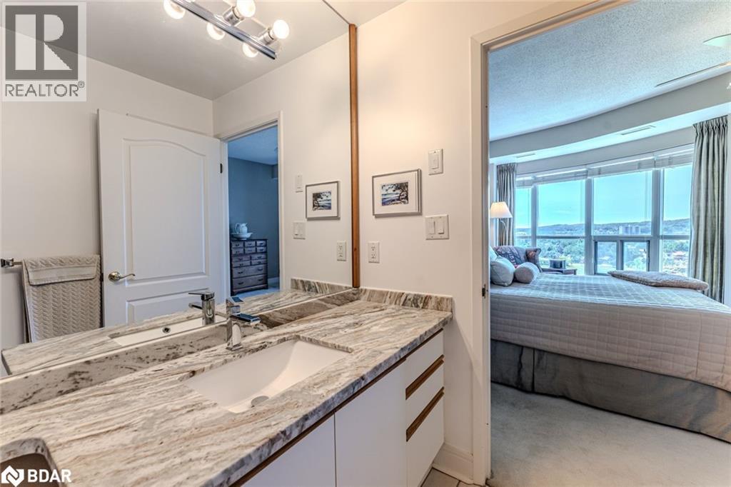 2 Toronto Street Unit# Ph2/3, Barrie, Ontario  L4N 9R2 - Photo 12 - 40779949