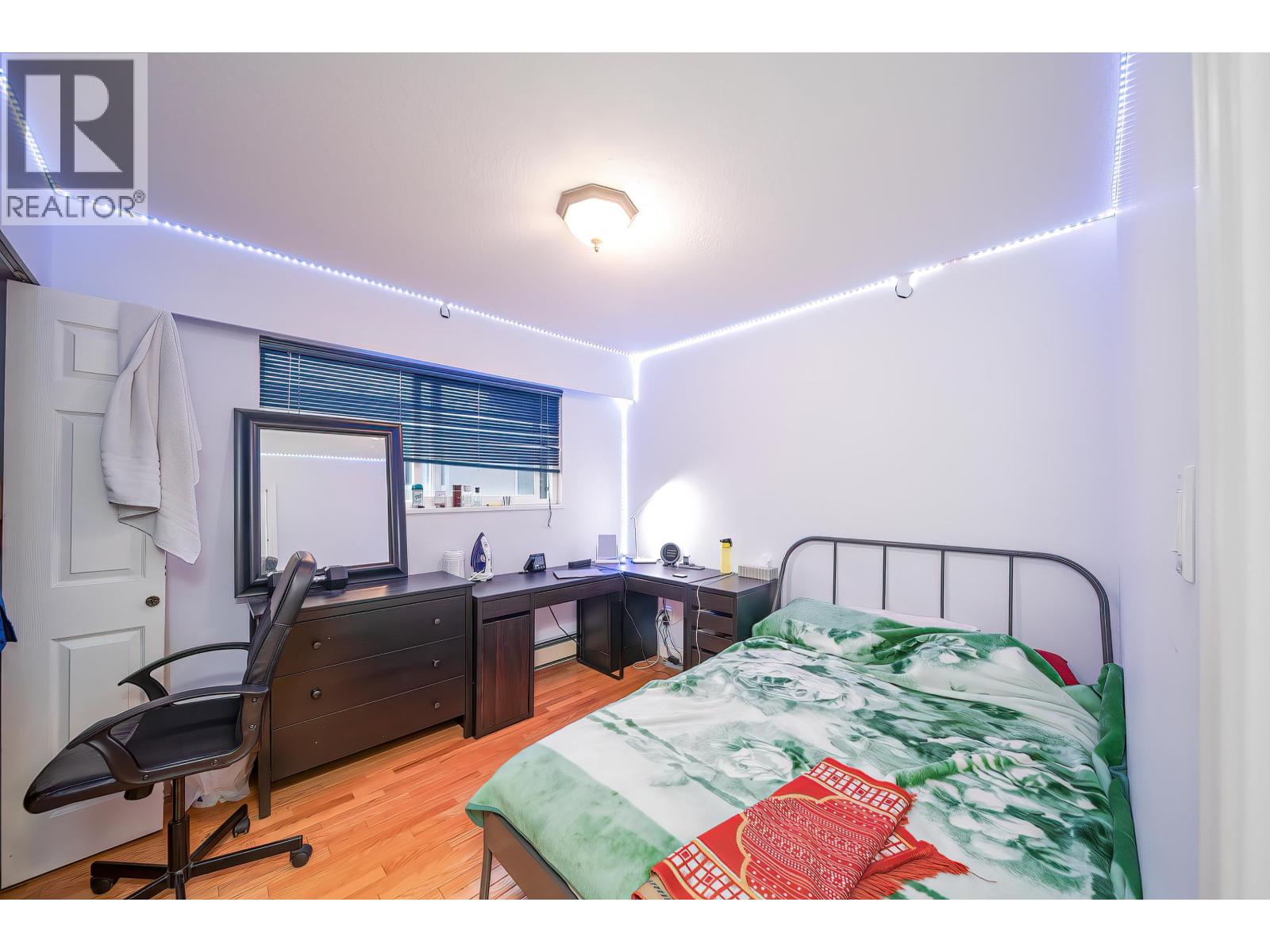 951 Everett Crescent, Burnaby, British Columbia V5A 2N6 - Photo 18 - R3070402