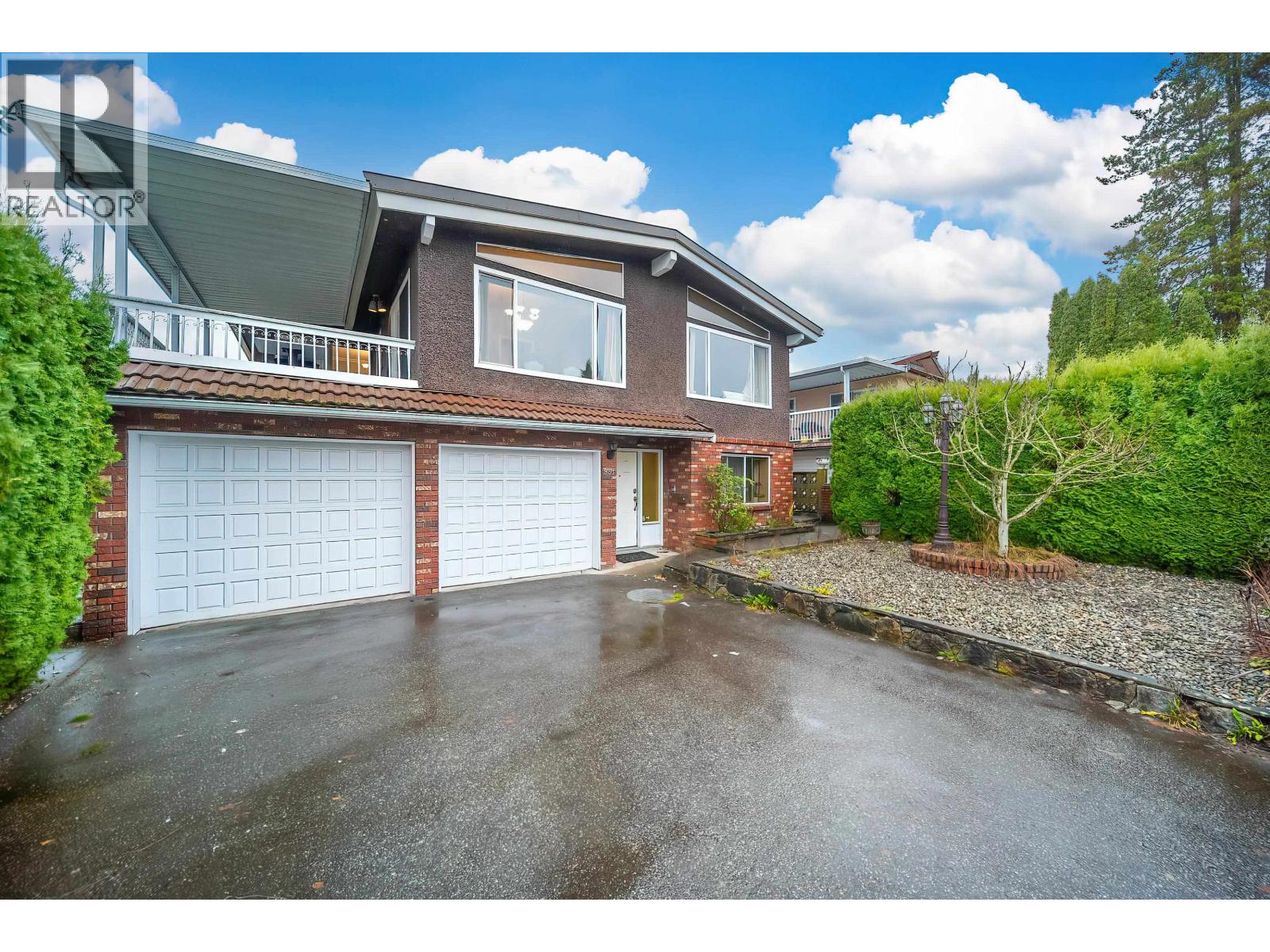 951 Everett Crescent, Burnaby, British Columbia V5A 2N6 - Photo 6 - R3070402