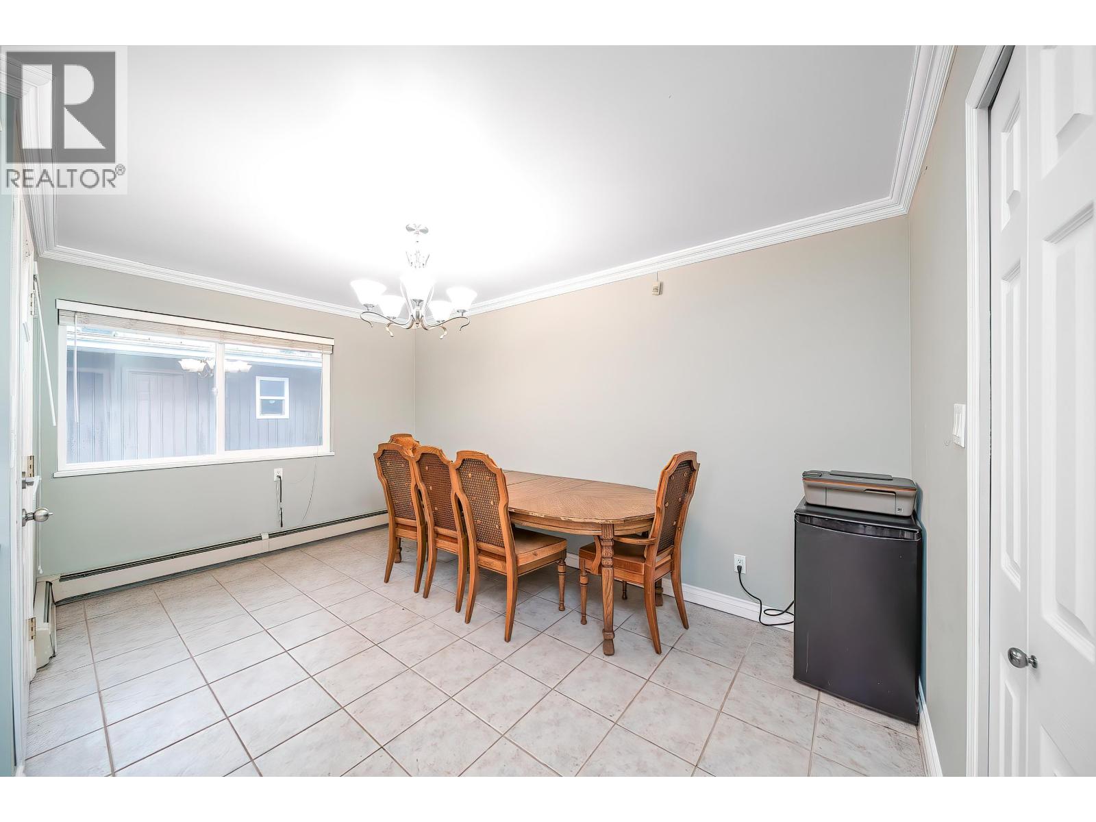 951 Everett Crescent, Burnaby, British Columbia V5A 2N6 - Photo 14 - R3070402