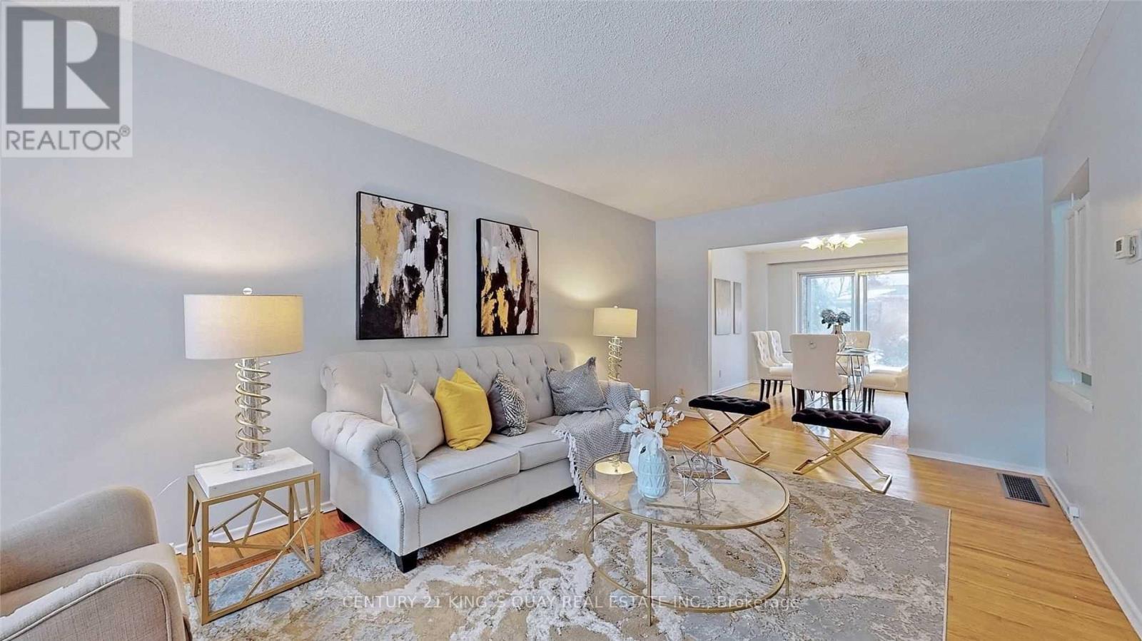 16 Kingslake Road, Toronto, Ontario  M2J 3C9 - Photo 5 - C12613818