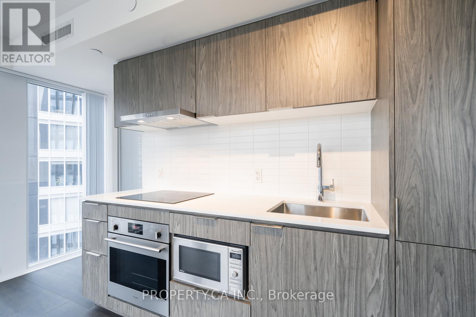 2511 - 60 Shuter Street, Toronto, Ontario  M5B 0B7 - Photo 4 - C12613852