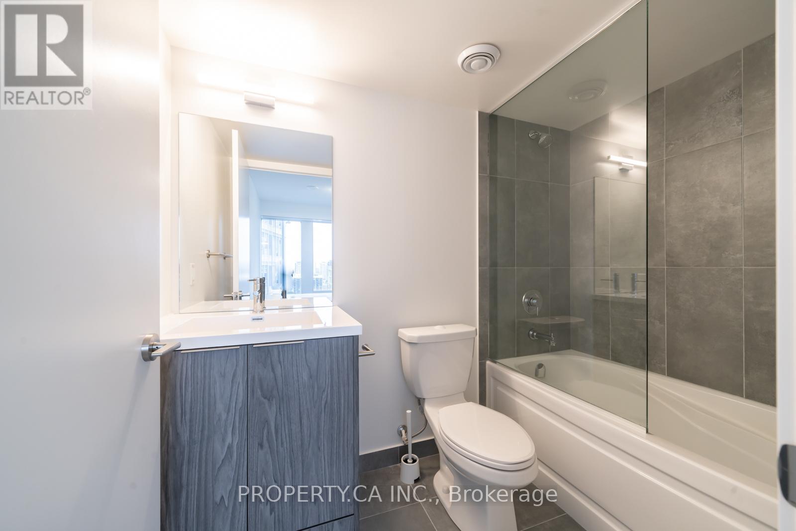 2511 - 60 Shuter Street, Toronto, Ontario  M5B 0B7 - Photo 9 - C12613852