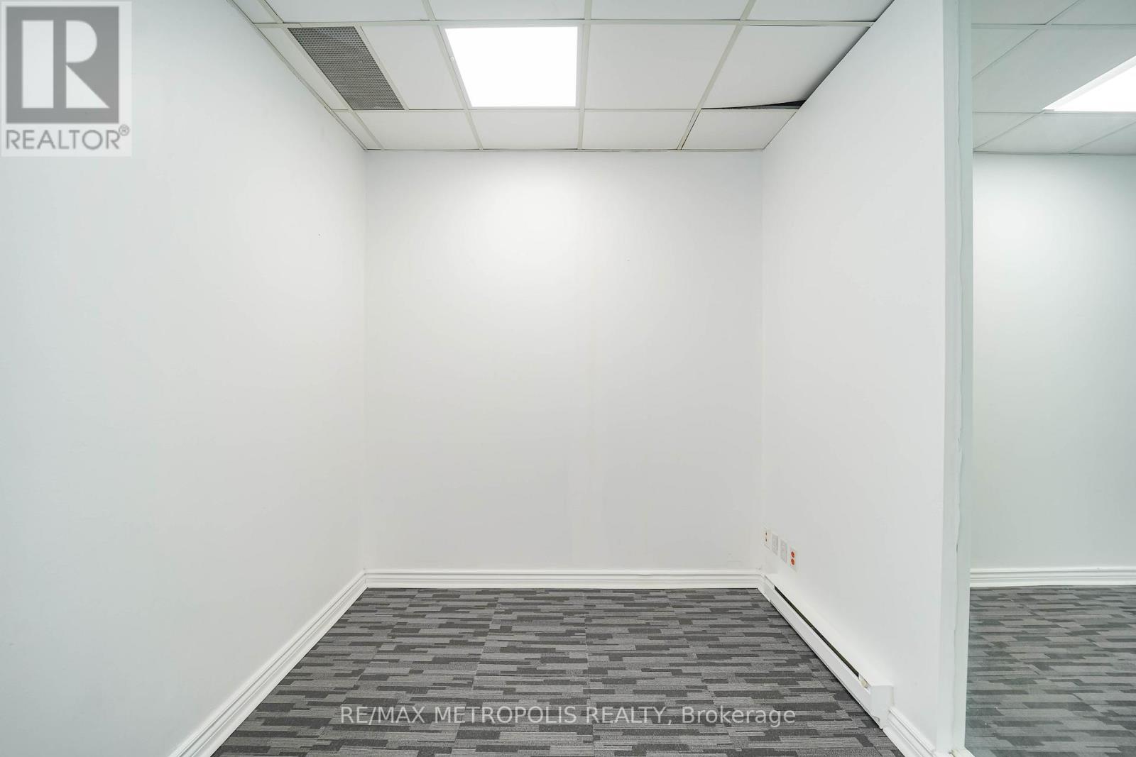 320 - 1033 Bay Street, Toronto, Ontario  M5S 3A5 - Photo 13 - C12613908