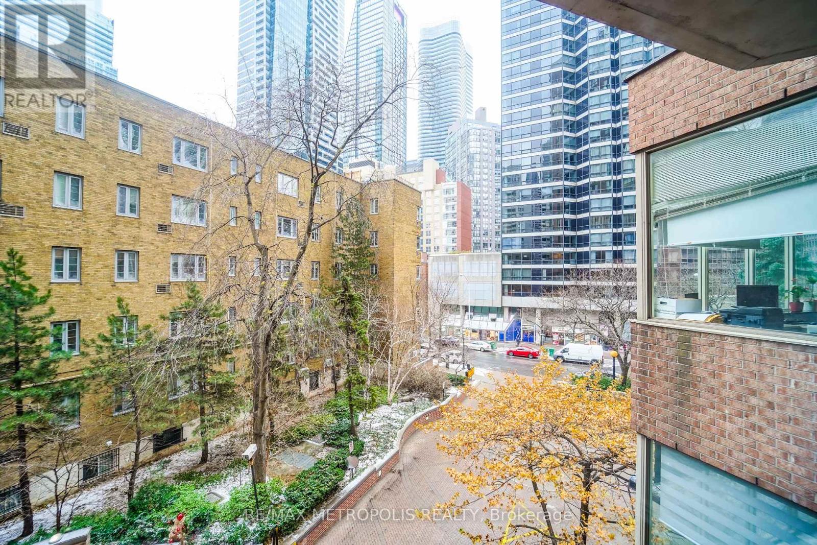 320 - 1033 Bay Street, Toronto, Ontario  M5S 3A5 - Photo 6 - C12613908