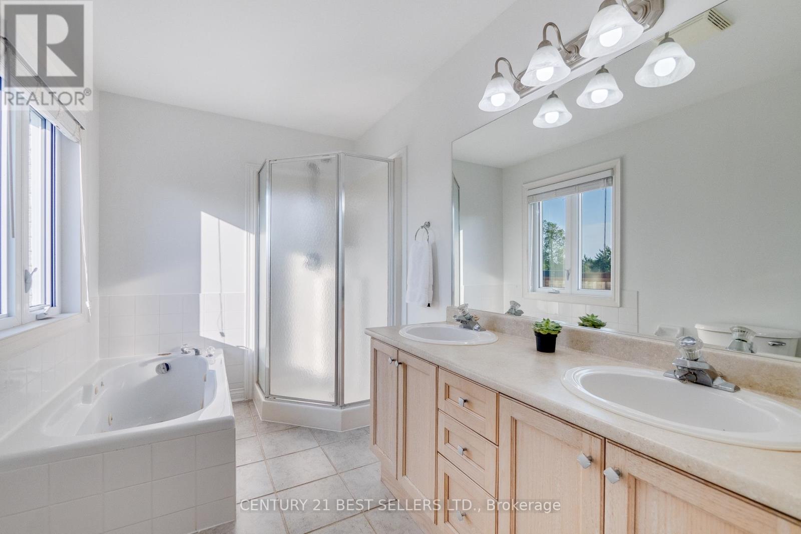 14 Pioneer Ridge Court, Essa, Ontario  L0L 1N0 - Photo 28 - N12613812