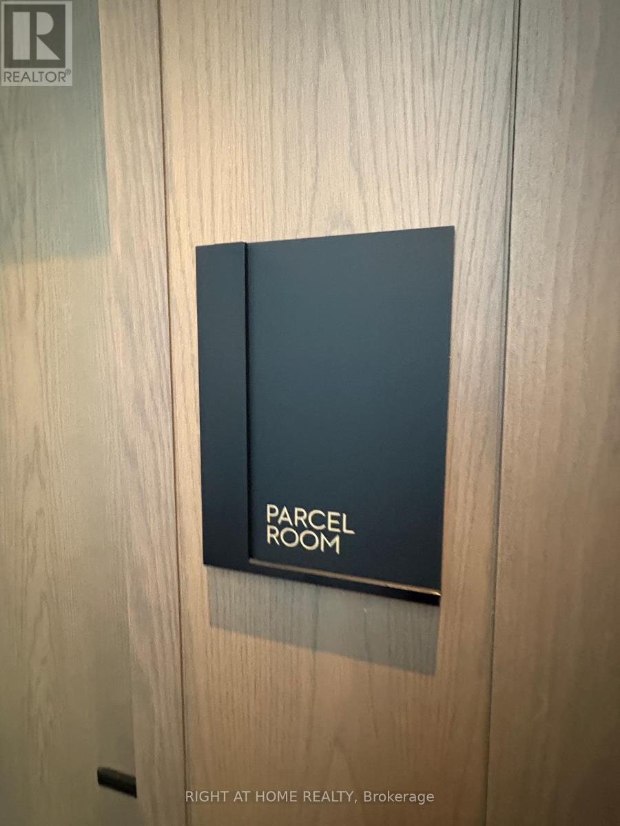 3215 - 8 Interchange Way, Vaughan, Ontario  L4K 0R2 - Photo 20 - N12613832